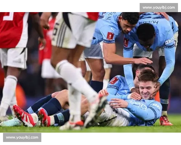 邮报：麦卡蒂 2500 万镑转会倒计时！德甲五队哄抢，曼城暗藏回购条款